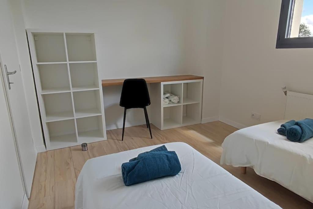 Maison Neuve Avec Piscine Chauffee De Mai A Septembre A 6 Minutes De La Holiday home